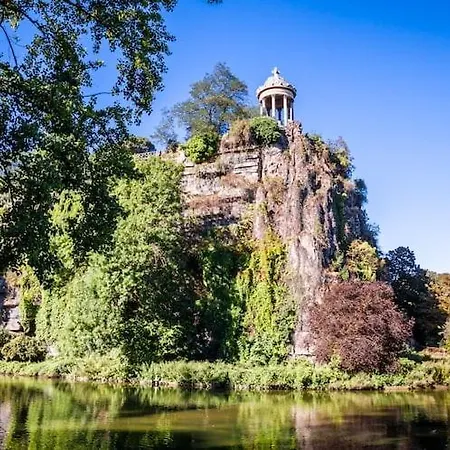 Buttes Chaumont 6pax Apartment Paris