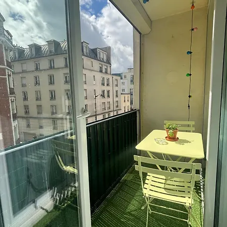 Apartment Buttes Chaumont 6pax